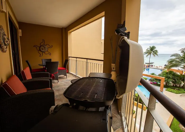 Corner 2 Bedrooms 3rd Floor Facing The Ocean At Elfaro By Dpm * Playa del Carmen