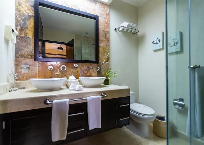Corner 2 Bedrooms 3rd Floor Facing The Ocean At Elfaro By Dpm Playa del Carmen